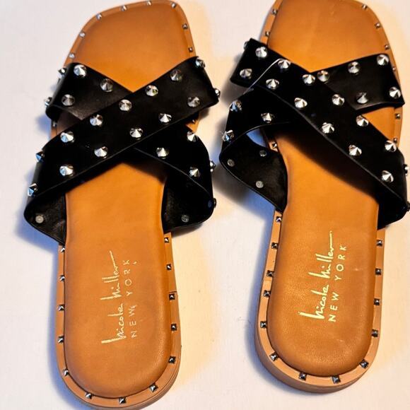 Nicole Miller New York Low Heel  Women's Geraldine  Studded Slide Sz 8 - Picture 8 of 10